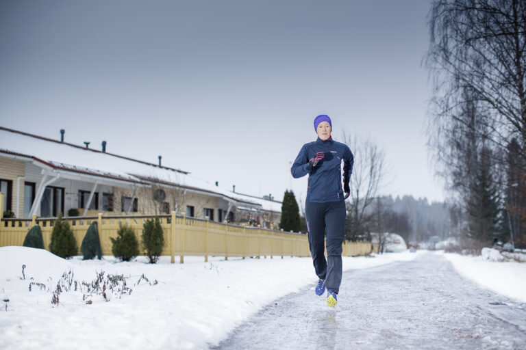 Nastalenkkarit talvijuoksijalla